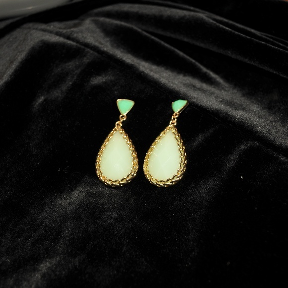 Triangle / Tear Drop Earrings Green / August 8021 - Picture 2 of 5